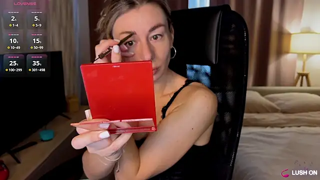 DannaEvan online show from March 31, 2026, 1:07 am