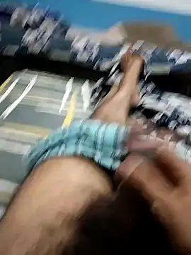 Sanny212 online show from April 18, 2026, 10:28 am