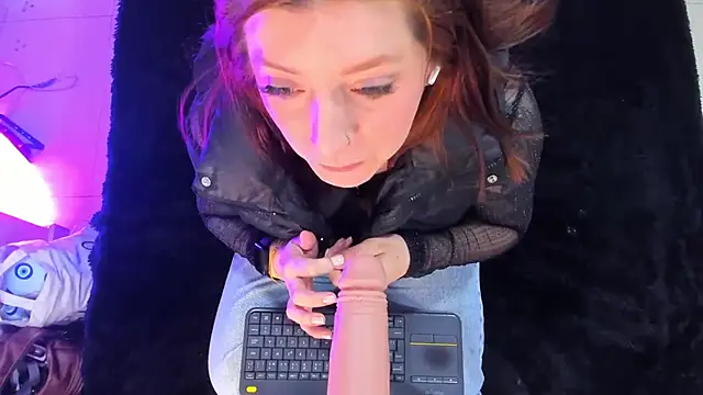 JulietaAlves online show from January 9, 2026, 11:28 am