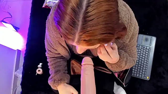 JulietaAlves online show from February 27, 2026, 11:10 am