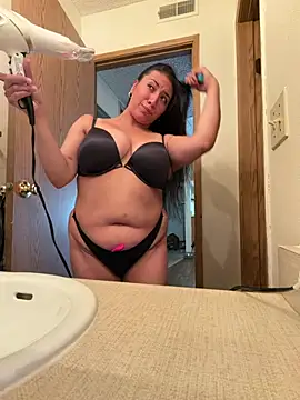 BustiBunny69 online show from July 16, 2026, 3:09 pm