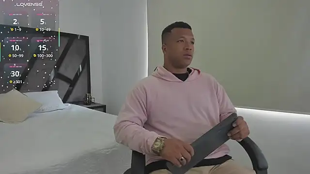 AnnieAndStefan online show from March 24, 2026, 2:17 pm