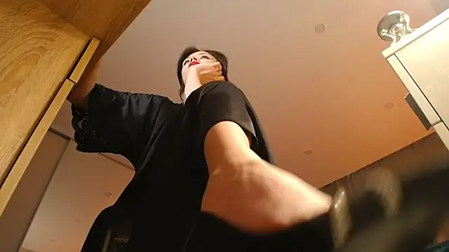 Shadow Passion online show from March 15, 2025, 1:18 pm