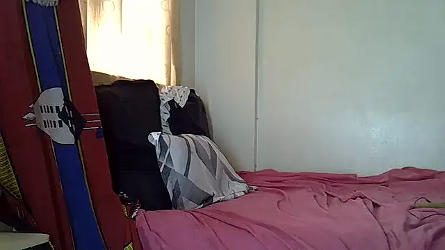 AddictiveAssCurves online show from February 26, 2026, 9:42 am