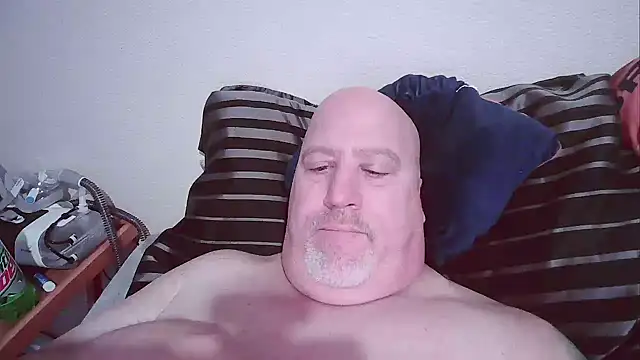 Bigbear0563 online show from January 18, 2025, 9:02 pm