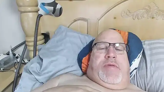 Snapshot of Bigbear0563 chatting on February 21, 2026, 5:15 pm Bigbear0563 online show from February 21, 2026, 5:15 pm