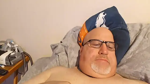 Bigbear0563 online show from March 15, 2025, 3:27 pm