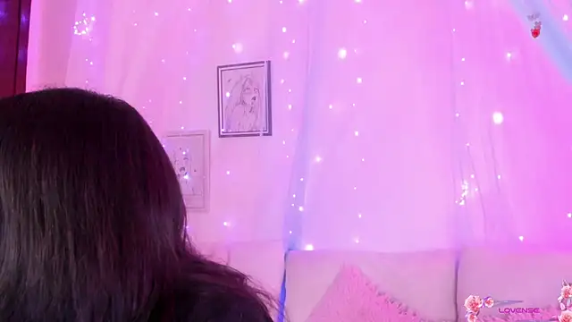 Mey moon online show from September 9, 2025, 3:05 am