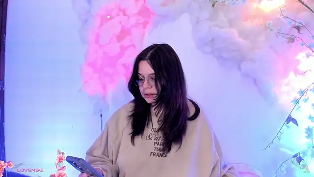 Mey moon online show from January 27, 2025, 11:43 pm