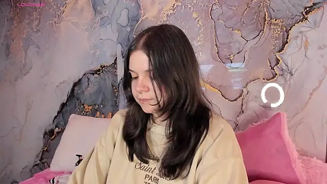 Mey moon online show from March 11, 2026, 3:33 am