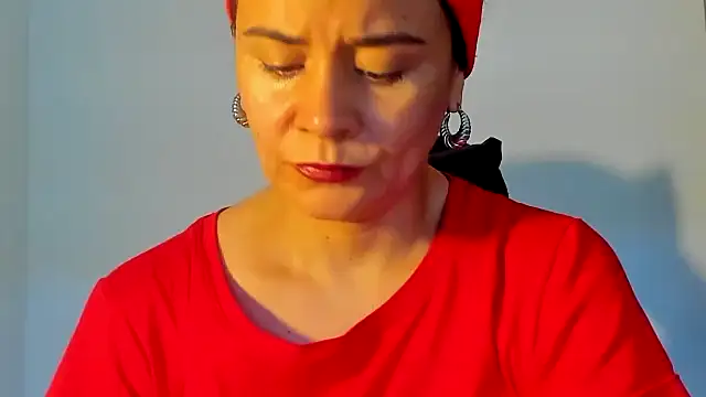 Sami Hotie1 online show from November 2, 2025, 8:03 pm