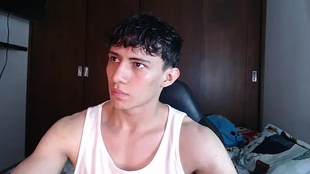 aresholland online show from March 13, 2025, 12:05 am