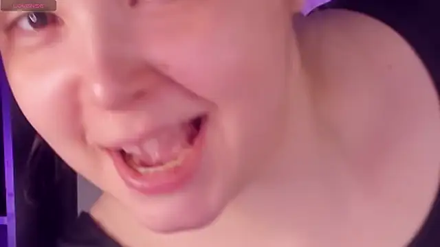 Snapshot of Mayayammy chatting on February 28, 2025, 1:58 pm Mayayammy online show from February 28, 2025, 1:58 pm