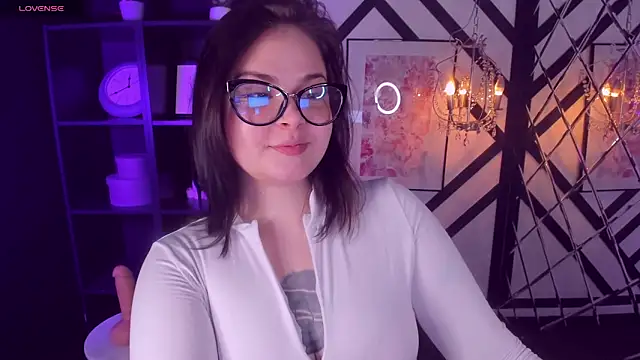 Snapshot of Mayayammy chatting on February 28, 2025, 5:04 pm Mayayammy online show from February 28, 2025, 5:04 pm