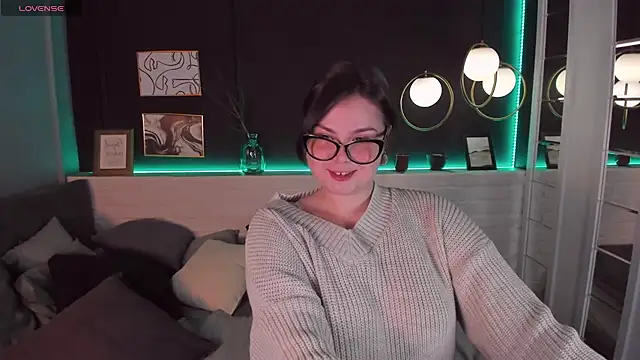 Snapshot of Mayayammy chatting on February 3, 2025, 5:03 pm Mayayammy online show from February 3, 2025, 5:03 pm