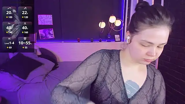 Snapshot of Mayayammy chatting on March 14, 2025, 2:08 pm Mayayammy online show from March 14, 2025, 2:08 pm