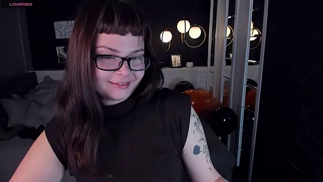 Snapshot of Mayayammy chatting on October 30, 2025, 6:23 am Mayayammy online show from October 30, 2025, 6:23 am