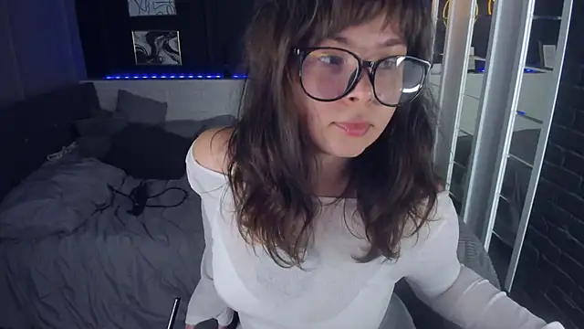 Snapshot of Mayayammy chatting on September 10, 2025, 1:43 pm Mayayammy online show from September 10, 2025, 1:43 pm