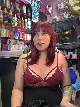 Snapshot of TamySweetness chatting on October 3, 2025, 3:35 pm TamySweetness online show from October 3, 2025, 3:35 pm