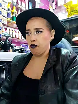 Snapshot of TamySweetness chatting on March 19, 2025, 12:56 pm TamySweetness online show from March 19, 2025, 12:56 pm