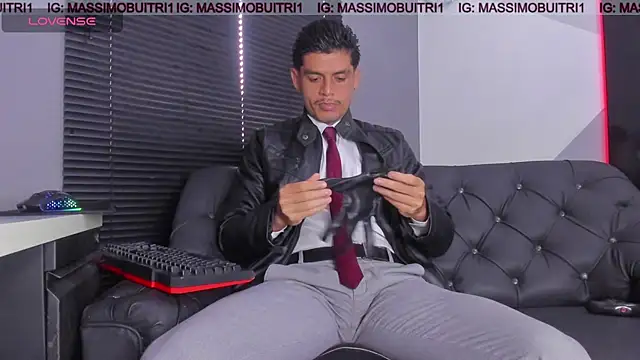 Snapshot of massimo_g chatting on April 25, 2026, 12:41 pm massimo g online show from April 25, 2026, 12:41 pm