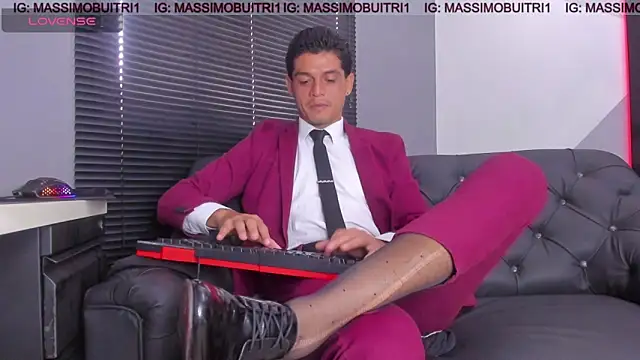 Snapshot of massimo_g chatting on May 11, 2026, 2:45 pm massimo g online show from May 11, 2026, 2:45 pm