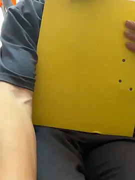 wSilEliaXm online show from December 5, 2024, 7:54 am