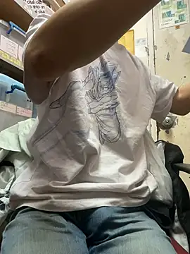 wSilEliaXm online show from February 15, 2025, 3:31 am