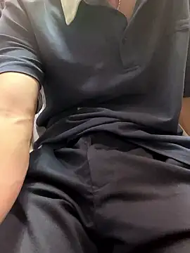 wSilEliaXm online show from December 9, 2024, 6:23 am