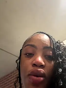 BedroomBullyX5 online show from September 15, 2025, 9:54 am