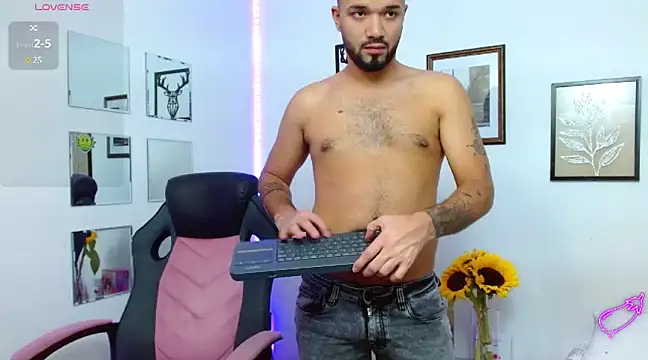 mathew vidal1 online show from February 26, 2025, 6:51 am