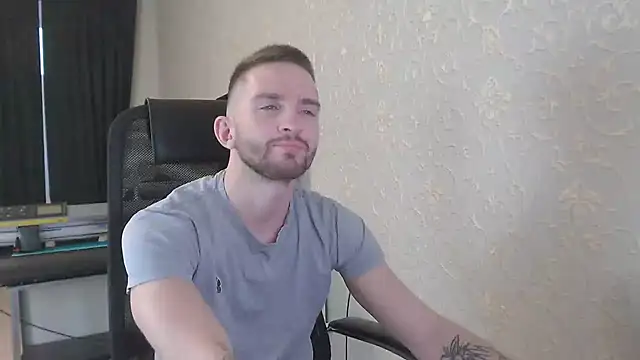 Marselle Laker online show from February 6, 2025, 6:51 am