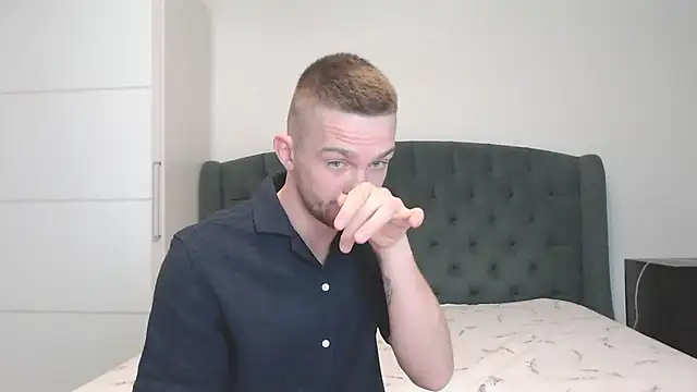 Marselle Laker online show from December 22, 2024, 6:28 am