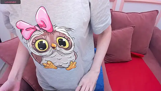 JannaVerdi  online show from March 7, 2025, 9:40 am