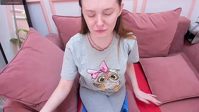 JannaVerdi  online show from September 29, 2025, 6:31 am