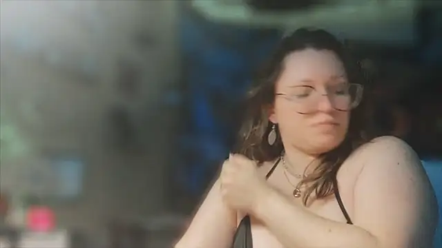 Snapshot of spunlikecottoncandy chatting on October 14, 2025, 5:57 pm spunlikecottoncandy online show from October 14, 2025, 5:57 pm