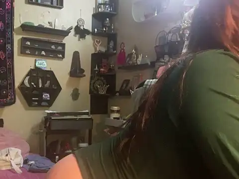 Snapshot of spunlikecottoncandy chatting on February 28, 2025, 5:04 pm spunlikecottoncandy online show from February 28, 2025, 5:04 pm