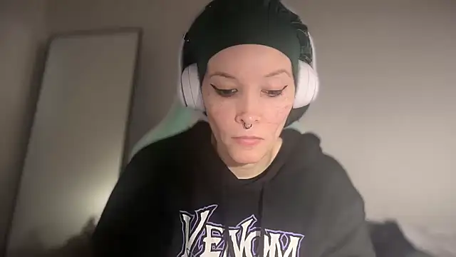 FRRANNKIE online show from March 21, 2026, 2:43 pm