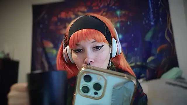 FRRANNKIE online show from November 15, 2025, 8:46 pm