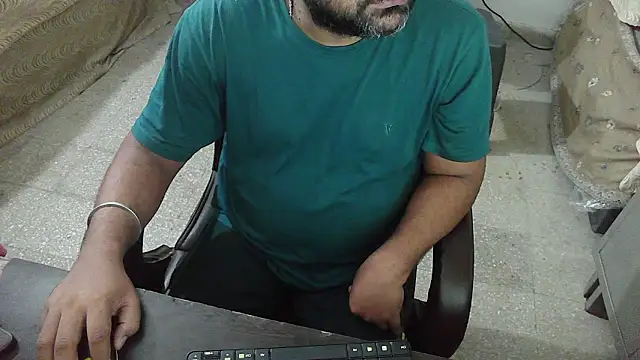 rentarob online show from September 29, 2025, 8:03 pm