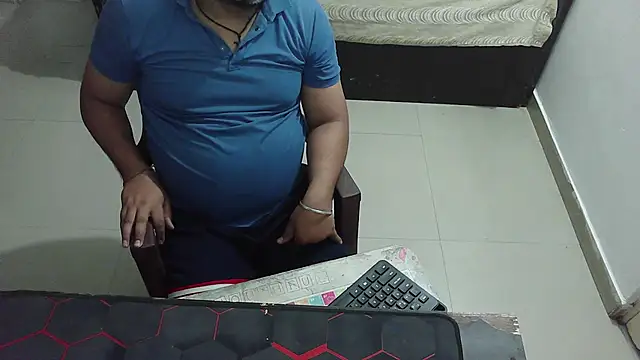 rentarob online show from April 15, 2026, 3:16 pm