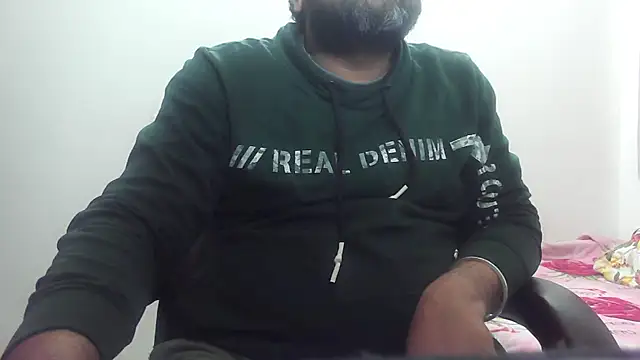 rentarob online show from February 4, 2025, 6:38 pm