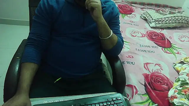 rentarob online show from February 15, 2025, 4:34 pm