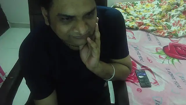 rentarob online show from March 9, 2025, 5:39 pm