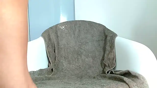 Big fisting ass online show from October 5, 2025, 1:13 pm