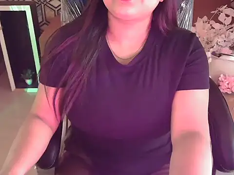 shivi moto online show from November 15, 2025, 4:49 am