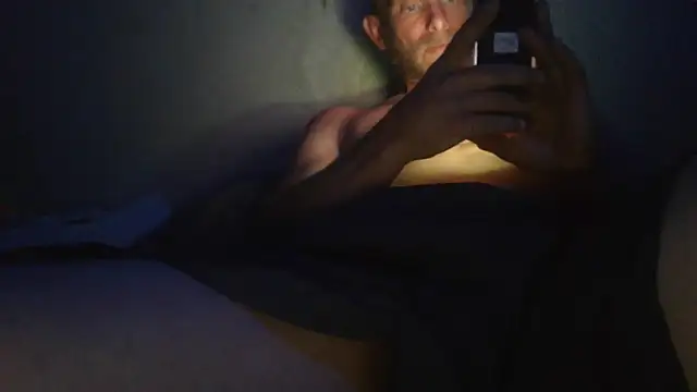 daddytim0 online show from April 18, 2026, 8:05 am