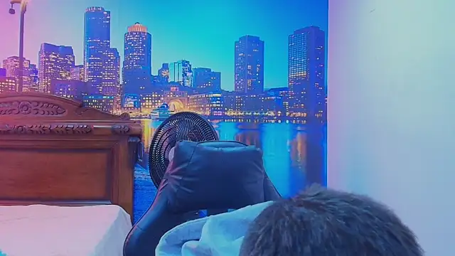 DEIBY BABY online show from October 3, 2025, 3:02 pm