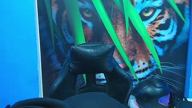 Snapshot of DEIBY_BABY chatting on February 24, 2026, 9:48 pm DEIBY BABY online show from February 24, 2026, 9:48 pm