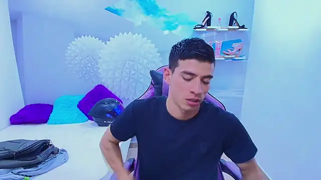 DEIBY BABY online show from November 27, 2025, 11:05 pm